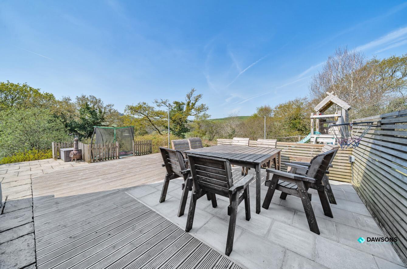 Carmarthen Road, Fforest, Pontarddulais, Swansea, SA4 0FT